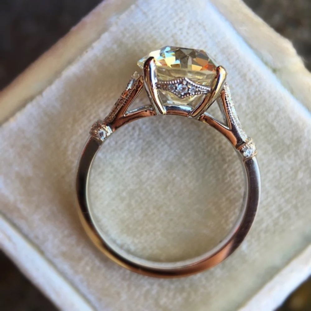 925 SS Cubic Zirconia Ring - Picture 5 of 7
